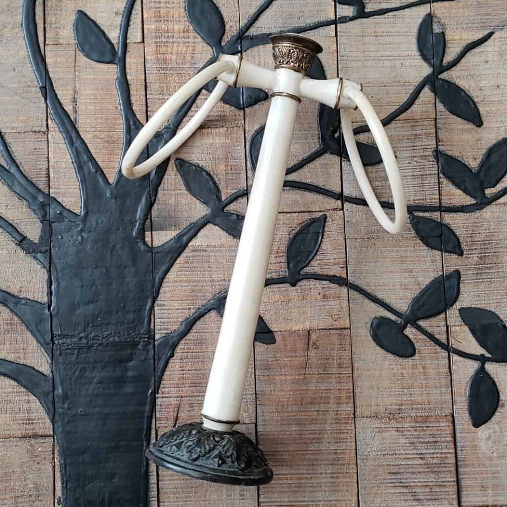 Hamilton Towel Tree Natural Marble/Bronze EUC
